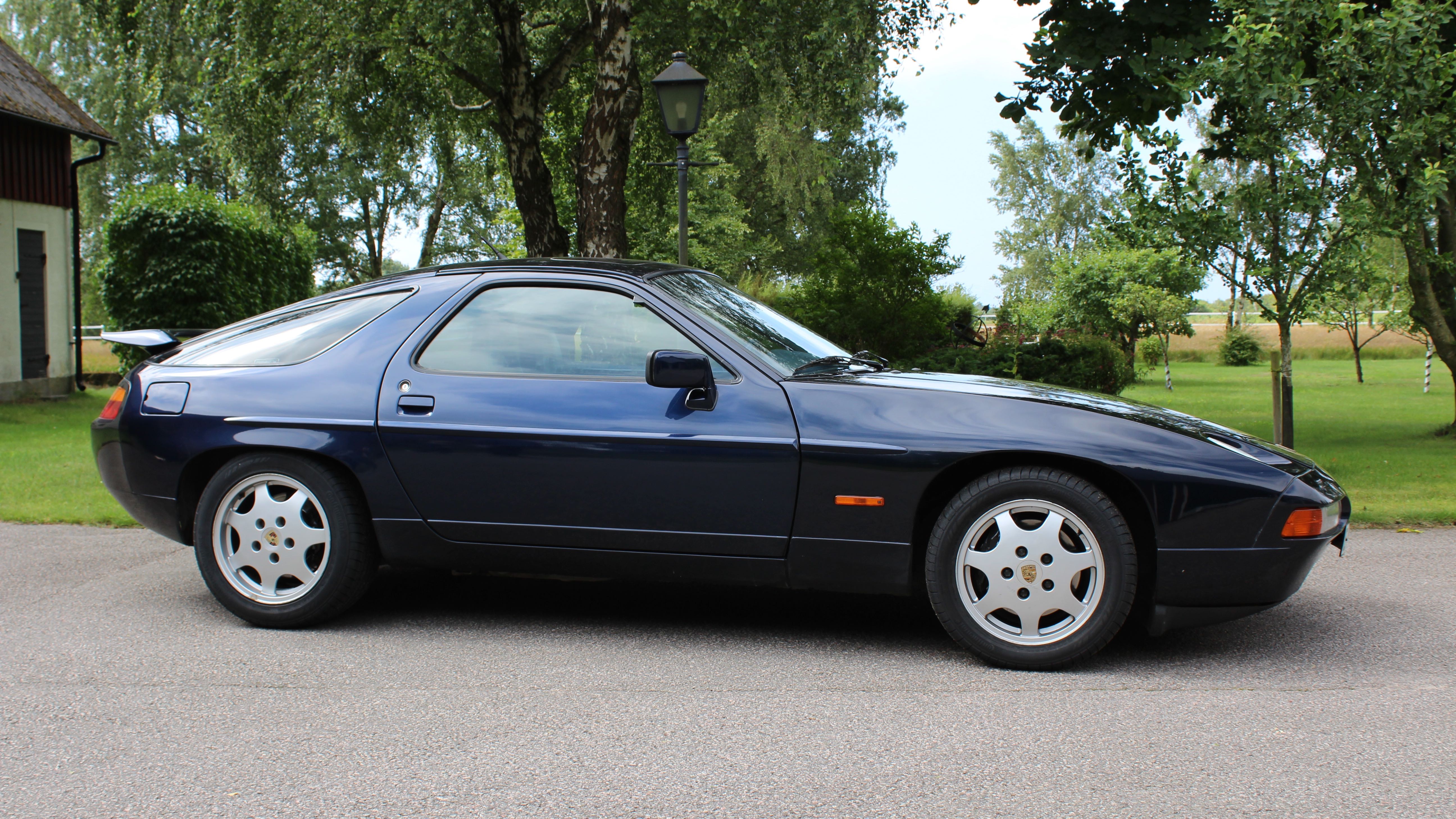 porsche 928 GT sidan ny