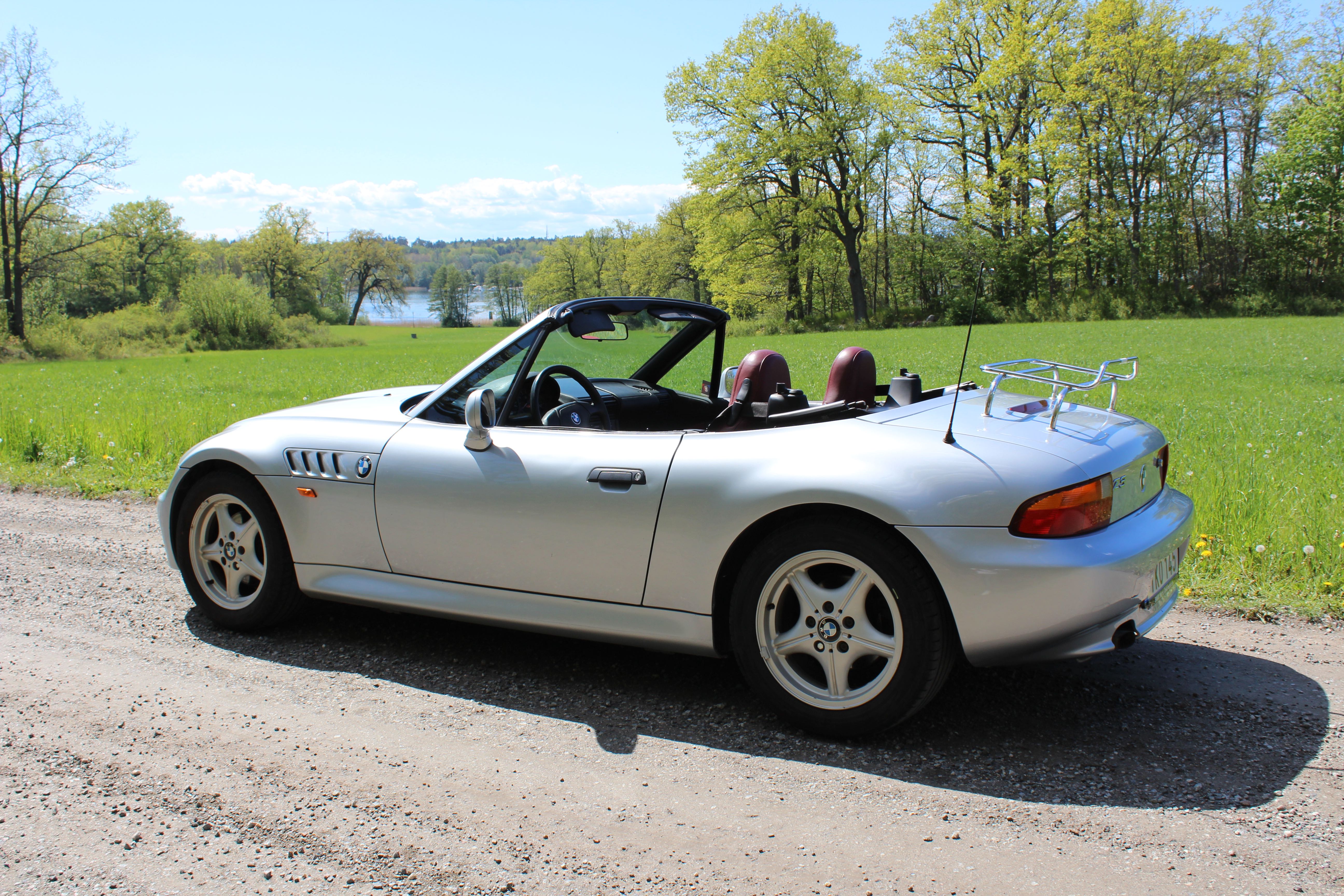 bmw Z3 ny snett bakifrån vänster