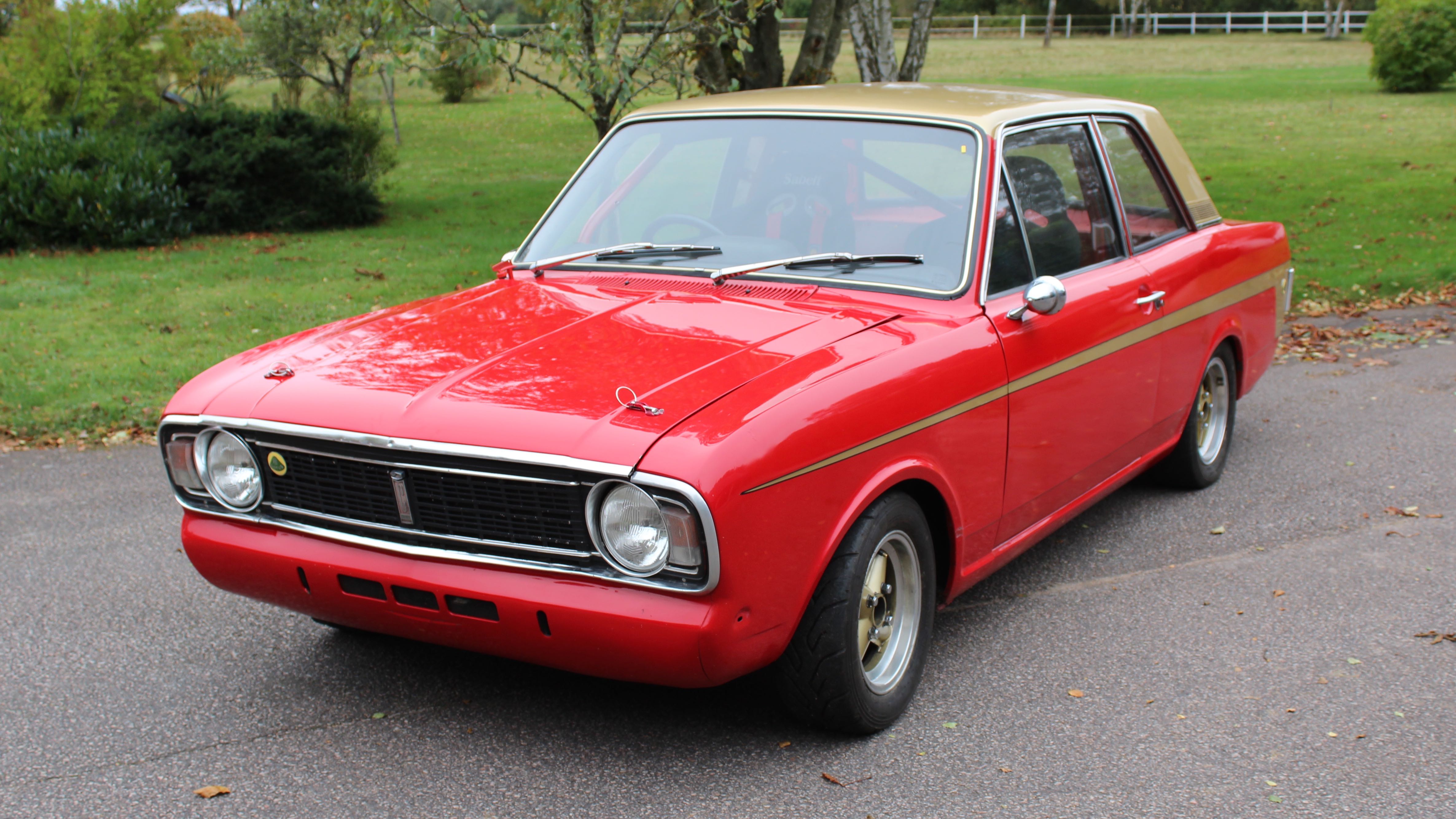 ford Lotus Cortina Mk2 snett fram vä ny