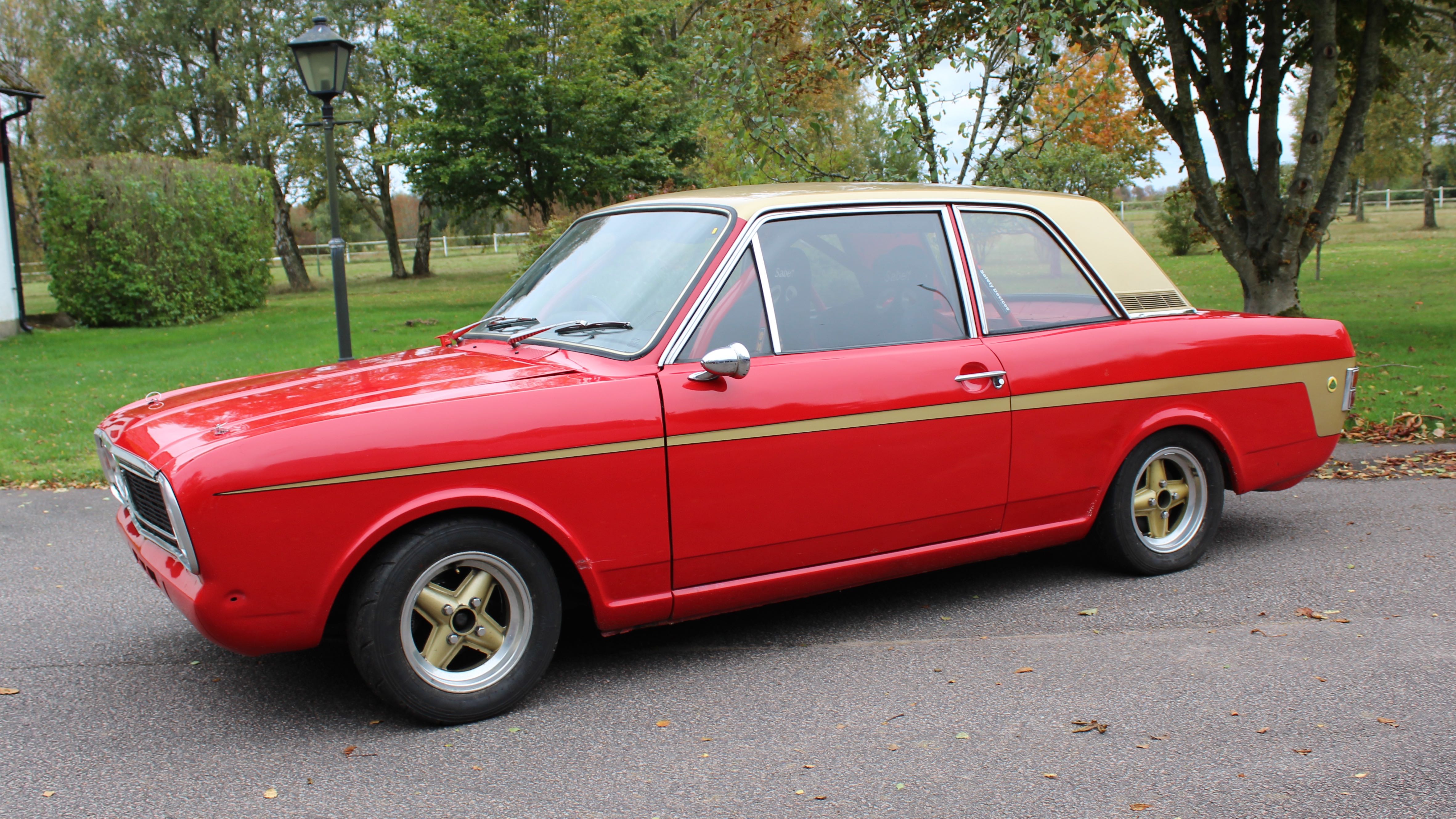 ford Lotus Cortina Mk2 snett fram vä ny2