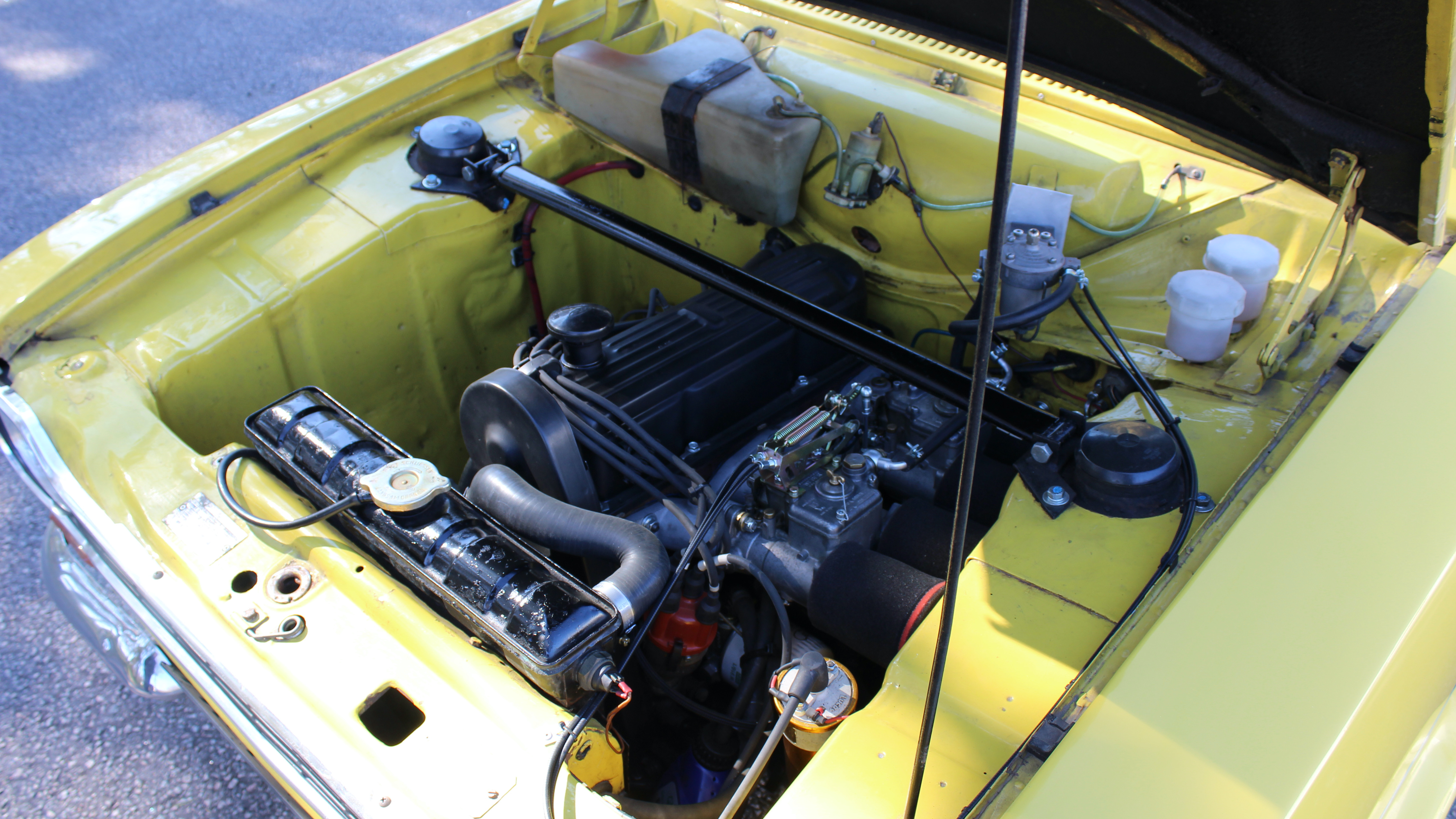 escort motor 3