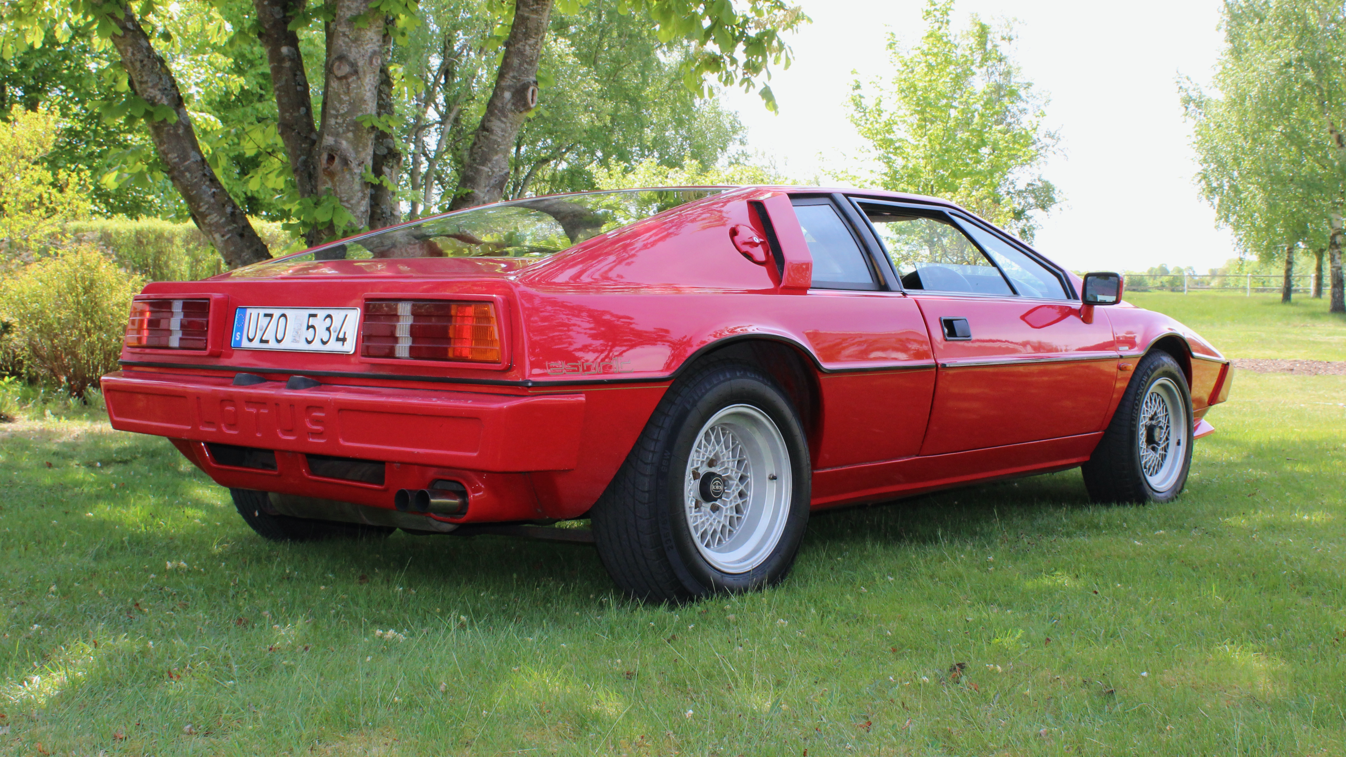 Lotus Esprit snett ba hö