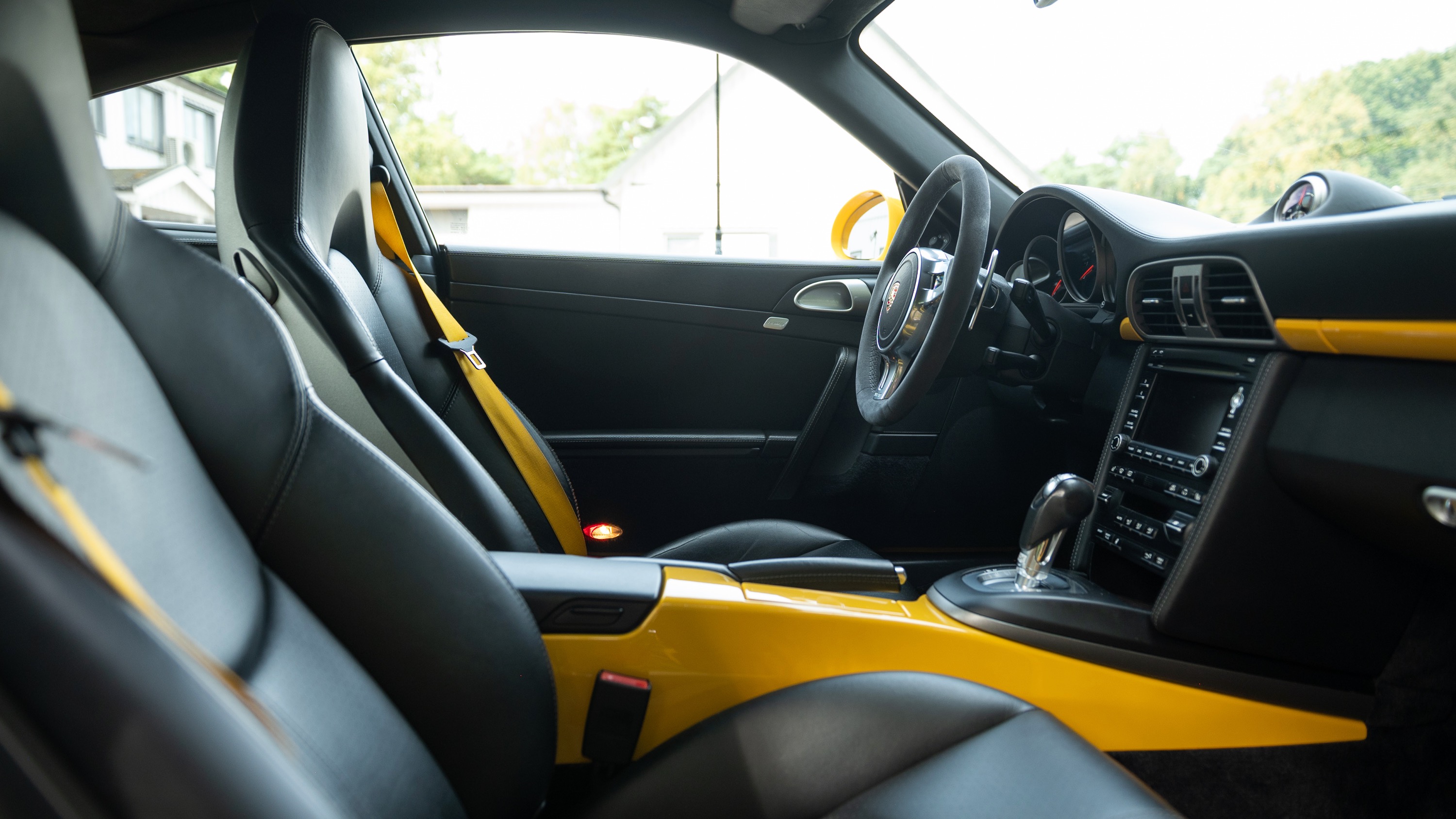 Porsche 997 inredning3