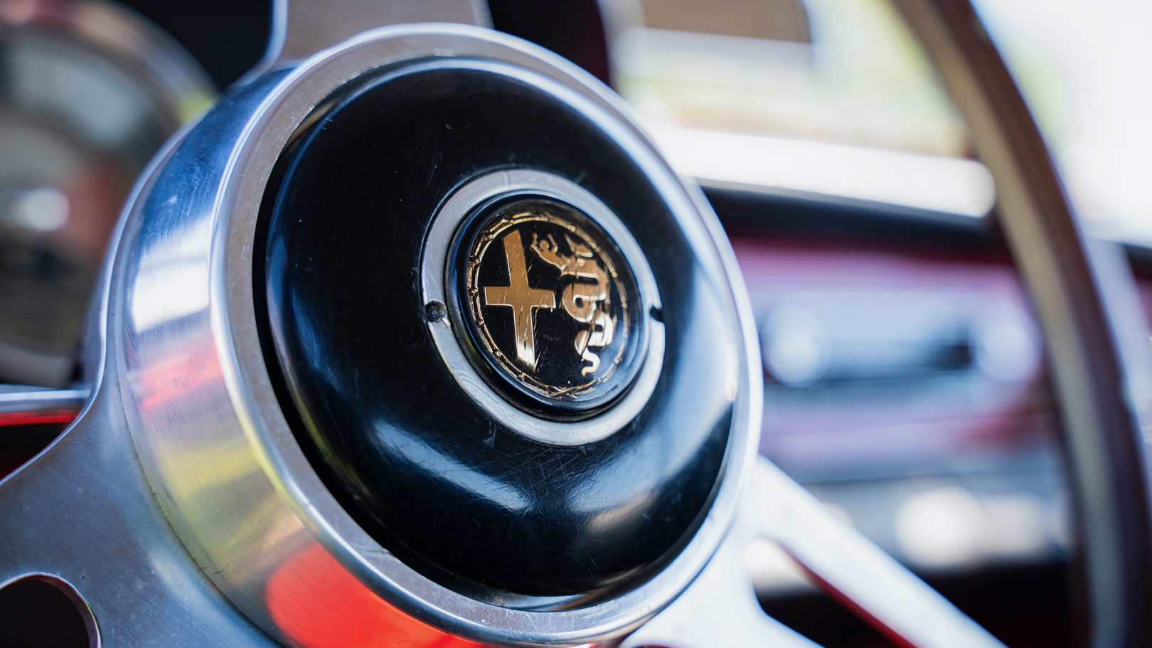 Alfa Giulia detalj ratt